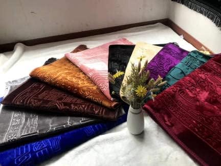 Islamic Thick Velvet Prayer Rug